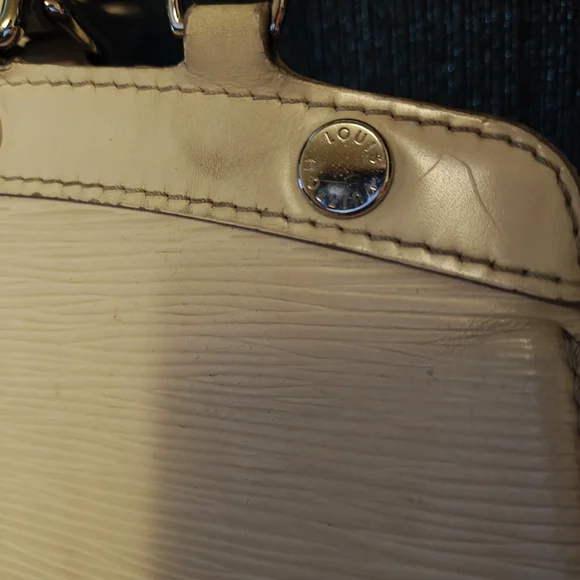 Louis Vuitton Brea MM - Picture 4 of 16